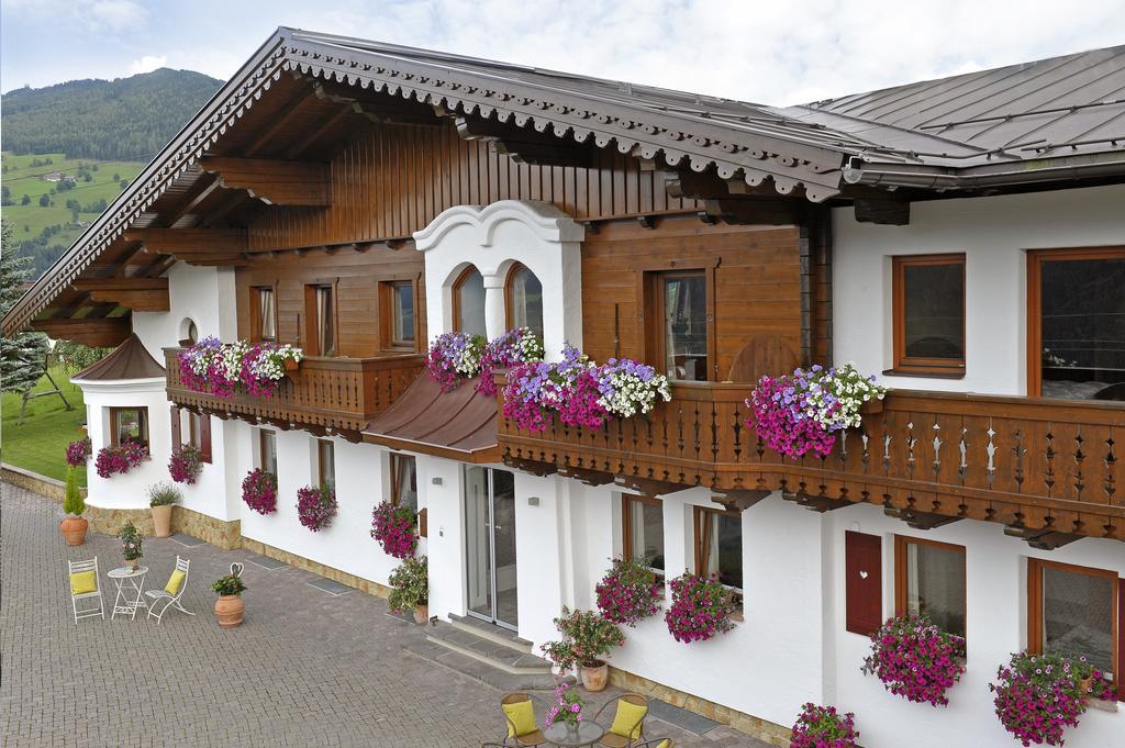 Landhaus Trinker Schladming Exteriör bild